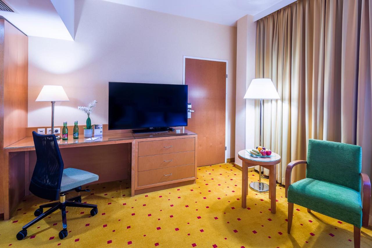 Hotel Ibercity Schoenbrunn 4*