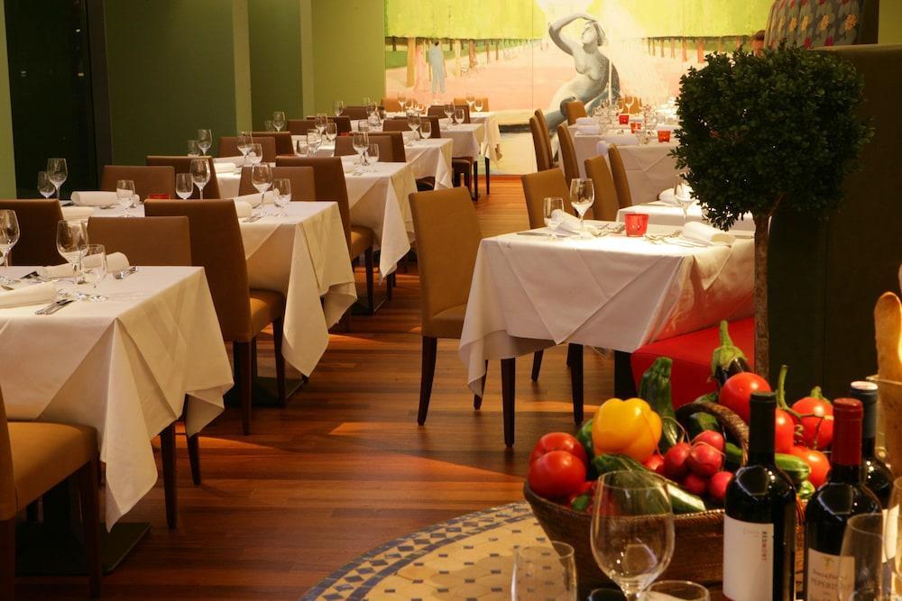 Ibercity Schoenbrunn Hotel 4*