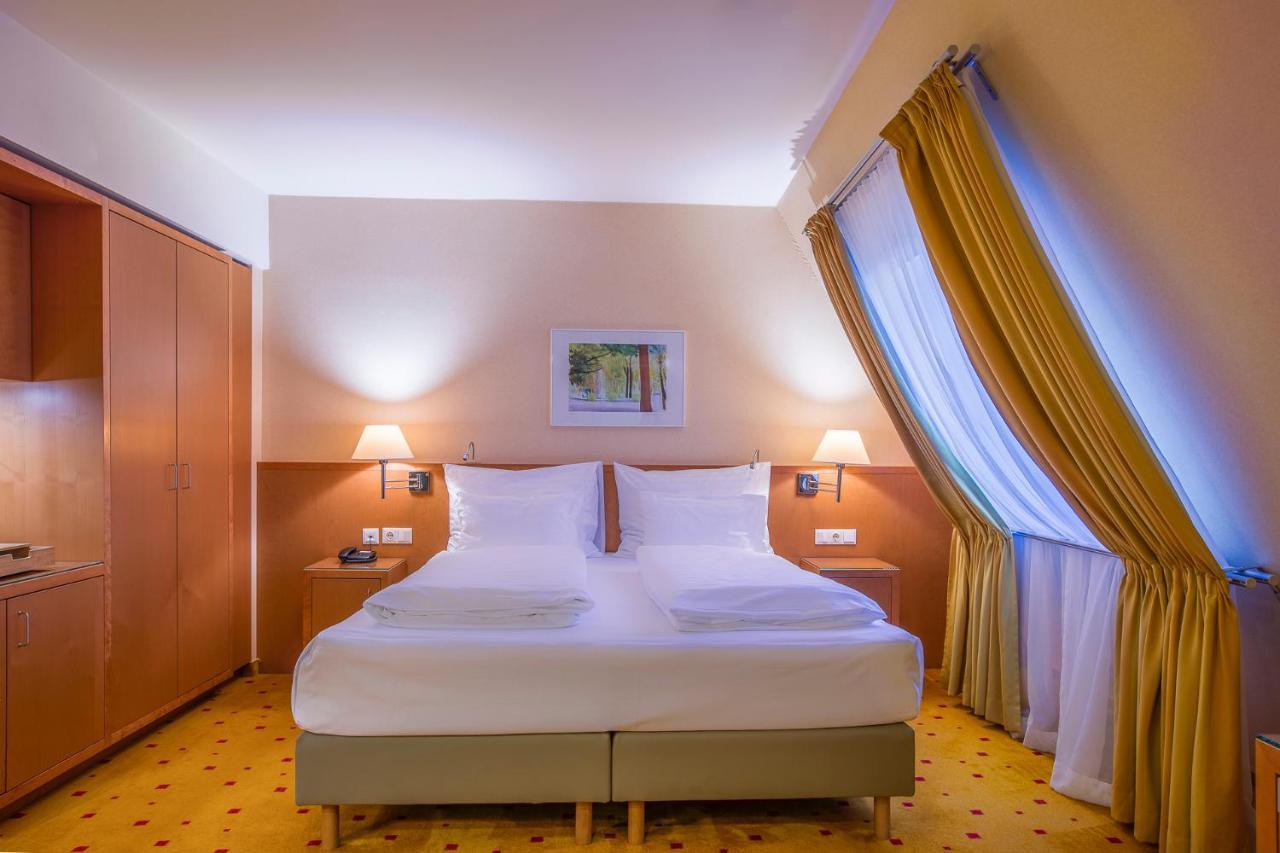 Hotel Courtyard By Marriott Schoenbrunn Viena