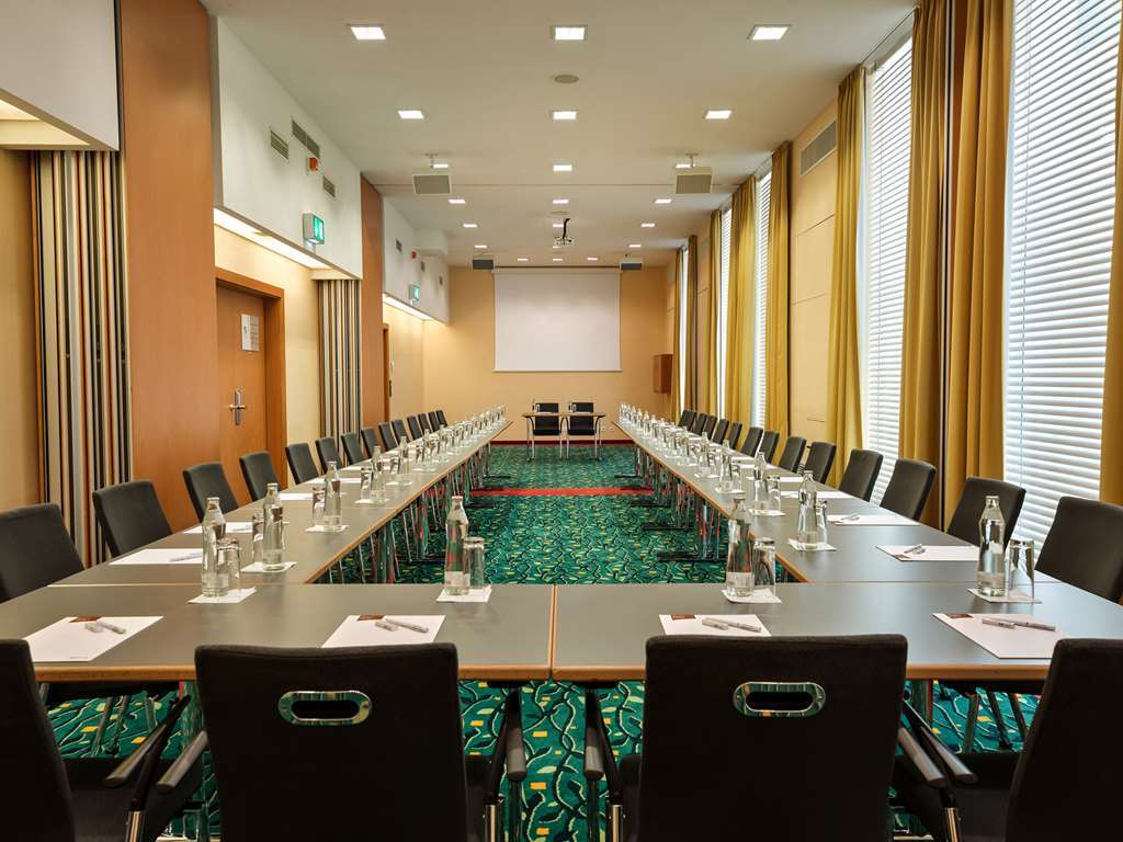 Courtyard By Marriott Schoenbrunn 4* Viena
